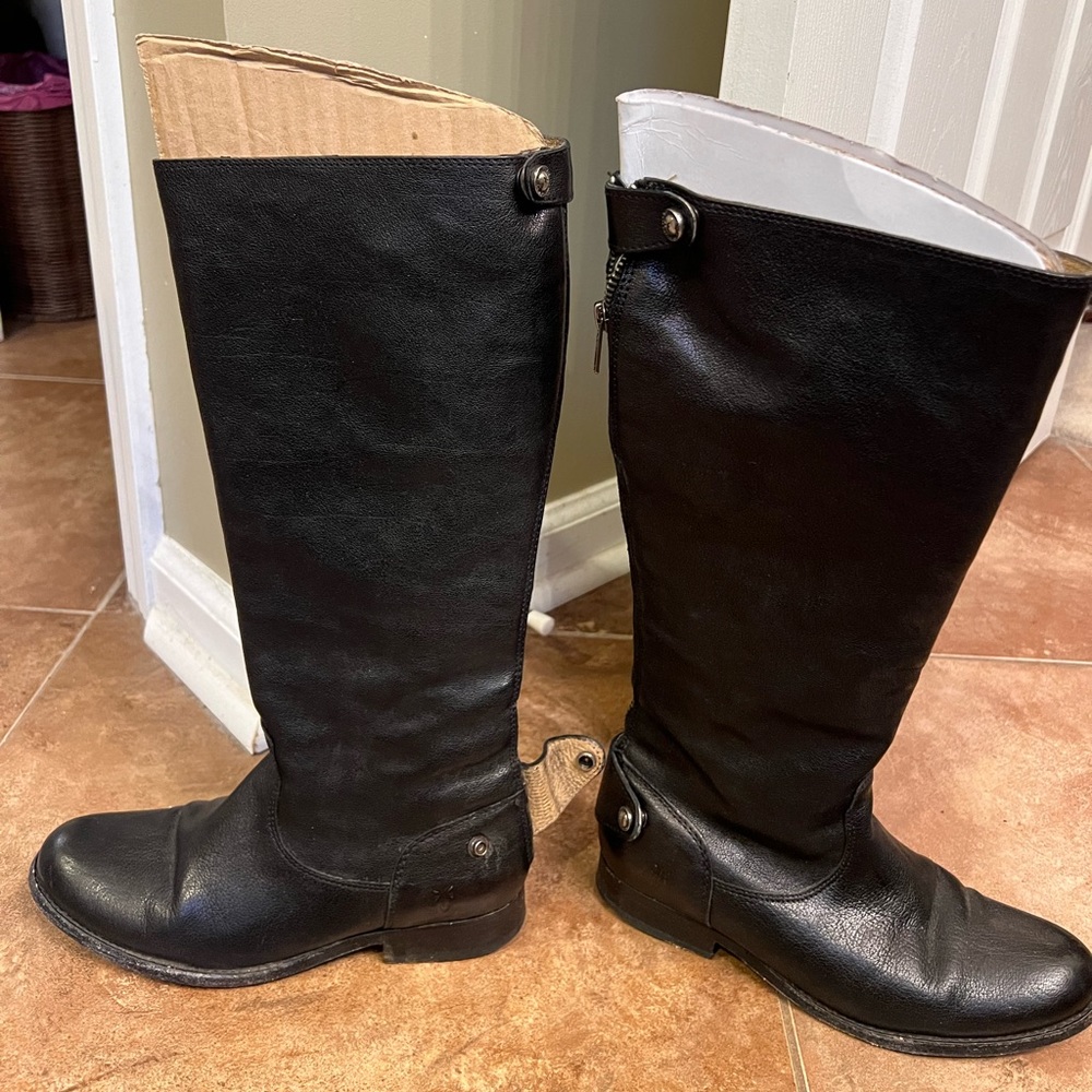 Frye Melissa Button Back Zip Boot